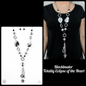 Paparazzi necklace set